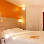 Hotel Premiere Classe Valenciennes Ouest Foret