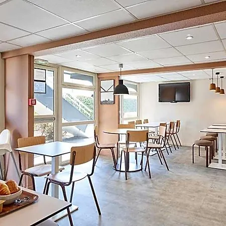 Premiere Classe Valenciennes Ouest Foret Otel 3*