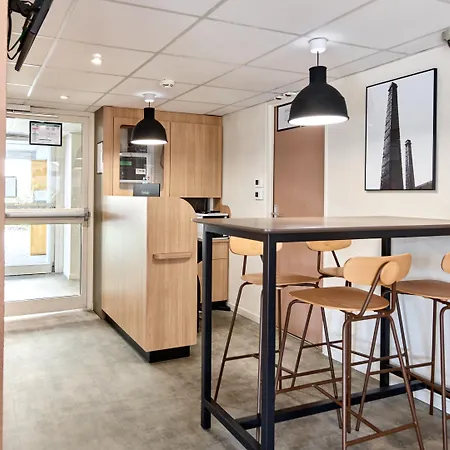 Otel Premiere Classe Valenciennes Ouest Foret 3*