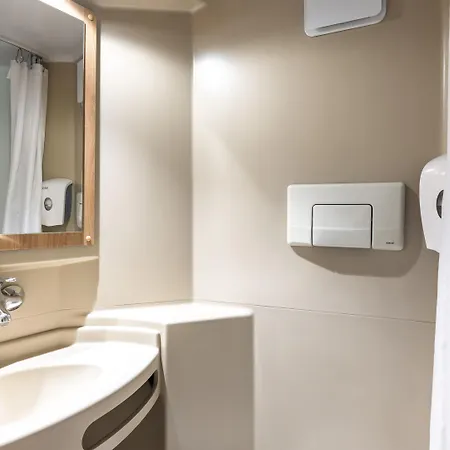 Otel Premiere Classe Valenciennes Ouest Foret Petite Forêt