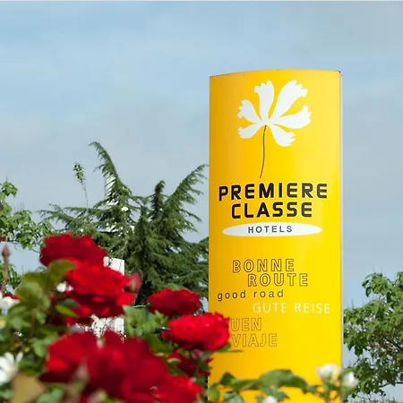 Premiere Classe Valenciennes Ouest Foret Hotel 3*