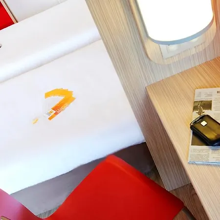 プレミア クラッセ ヴァランシエンヌ ウェスト プティ フォレ