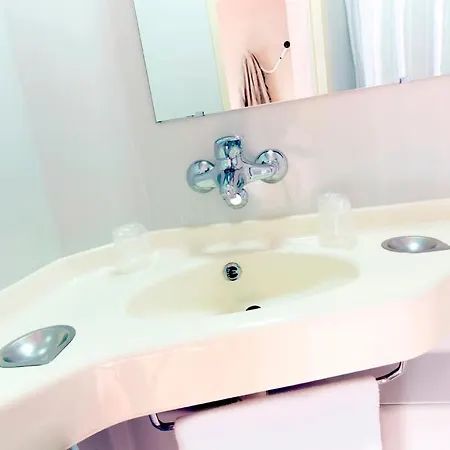 プレミア クラッセ ヴァランシエンヌ ウェスト プティ フォレ プティット・フォレ