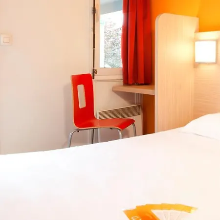 Premiere Classe Valenciennes Ouest Foret 3* Petite Forêt